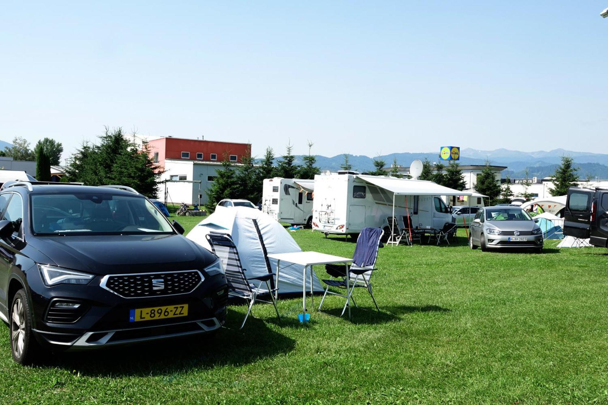 Camping Sportzentrum Zeltweg - A Silent Alternative Екстер'єр фото